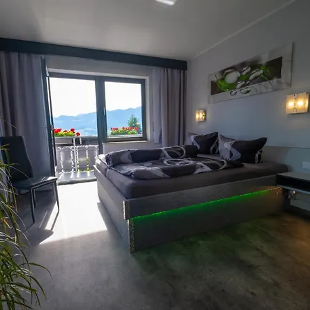 Konukevi 180gradblick 3*